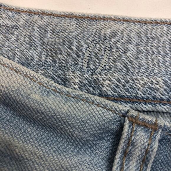 Loft Denim Bermuda Boyfriend Fit Shorts Light Wash Distressed Broken In Style - Picture 11 of 16